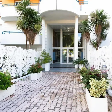 Les Palmiers Furnished Flat Lejlighed